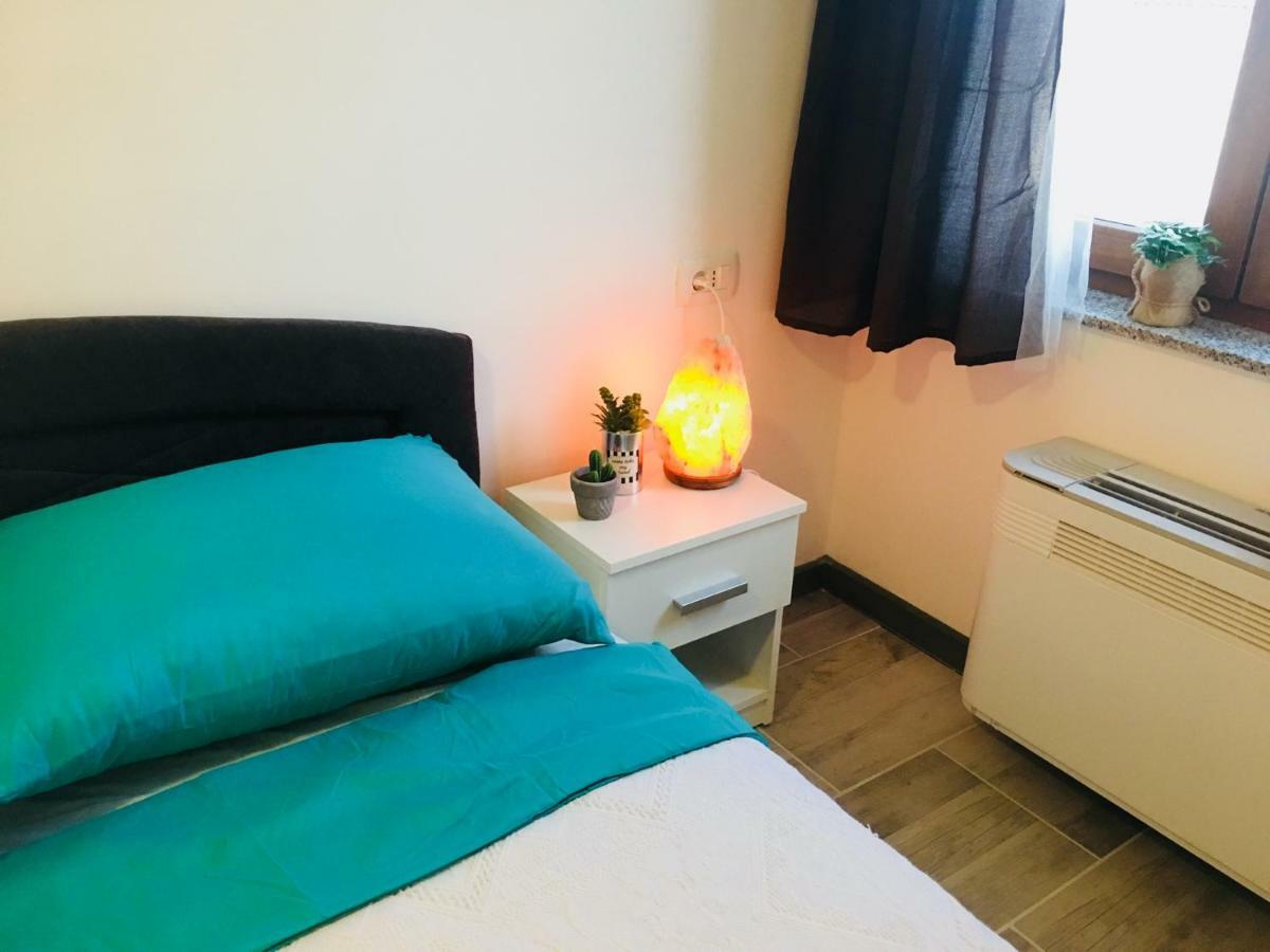 Apartments Mario Малинска Екстериор снимка